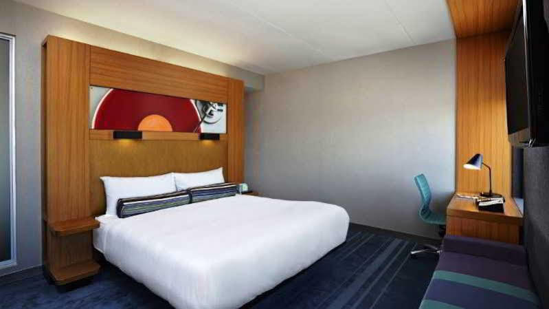 Aloft Vaughan Mills Экстерьер фото